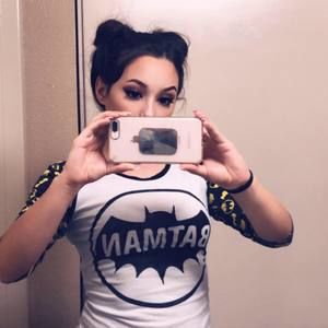 Meet your Posher, Crystal-lynn